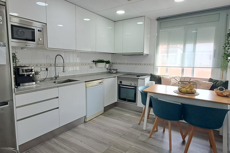 Mare de Deu del Carme, 95, Ca n'Anglada