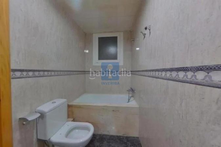 Piso inmueble ilegalmente okupado situado en la calle mossen angel rodamilans 171, 1b, , barcelona en Terrassa