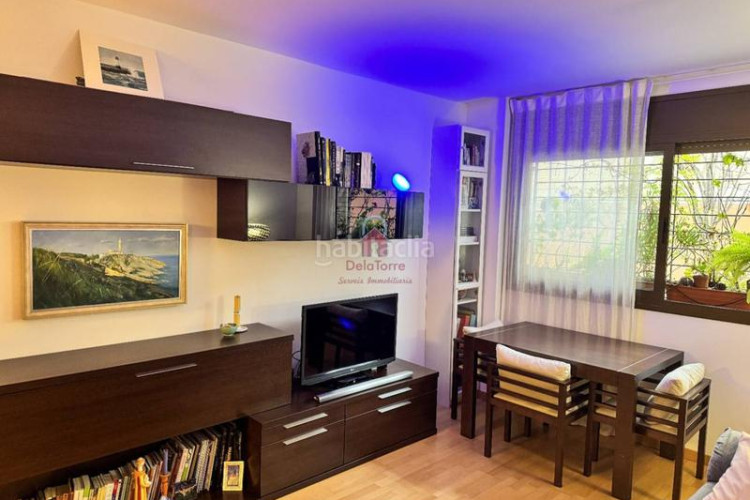 Piso bonito piso en venta listo para entrar a vivir, tocando avda. barcelona. en Terrassa