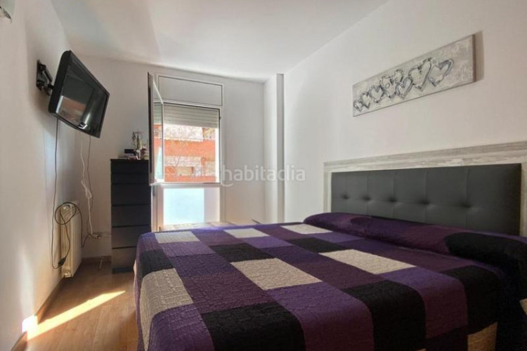 Planta baja piso de en Segle XX con pk actualmente alquilado en Terrassa