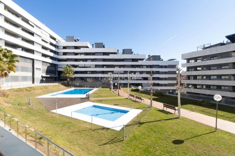 Ático  con piscina comunitaria en Les Arenes - La Grípia - Can Montllor Terrassa