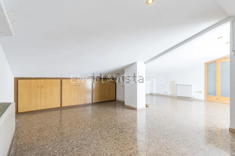 Dúplex en Barrio Centre