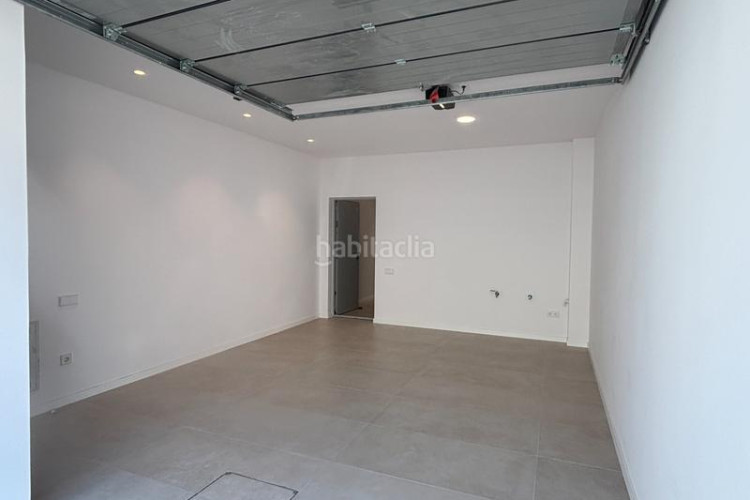 Casa en carrer de las navas de tolosa 87 exclusiva casa a estrenar con piscina privada en Terrassa