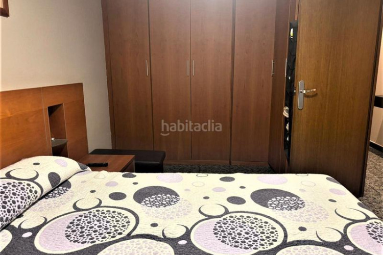 Piso planta baja con varias terrazas en Zona Esportiva Terrassa