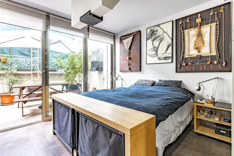 Casa espectacular casa adosada con 2 plazas de garaje en Terrassa