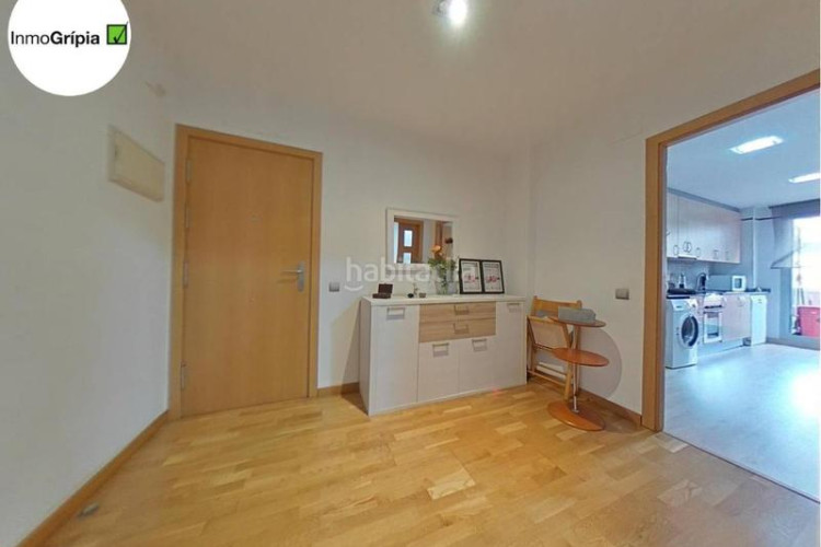 Piso  en venta en les arenescan montllorla grípia08227 en Terrassa