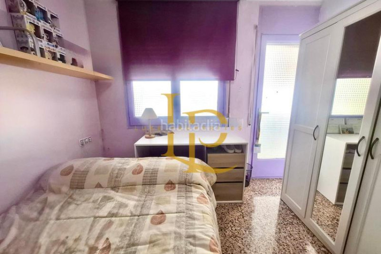 Ático en venta ático de tres habitaciones y amplias terrazas con vistas panoramicas en Terrassa