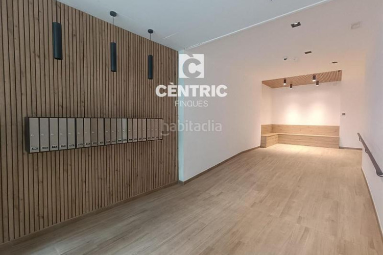 Piso gran piso, 4 habitaciones, genial ubicación en Terrassa