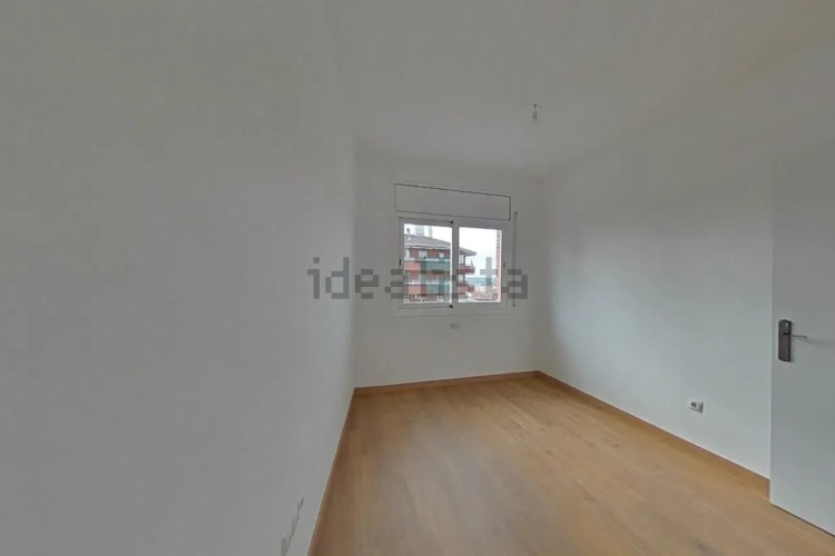 Piso en avenida de l'Abat Marcet