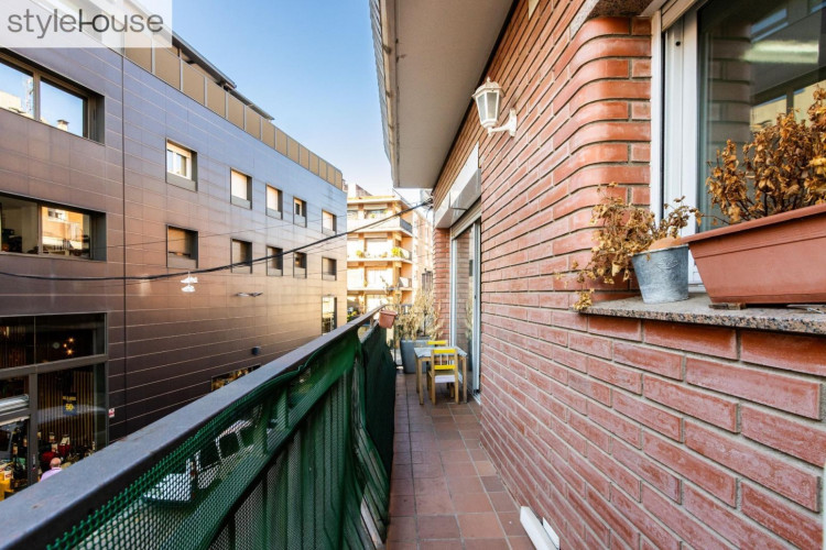 Terrassa - Carrer autonomia, Sant Pere