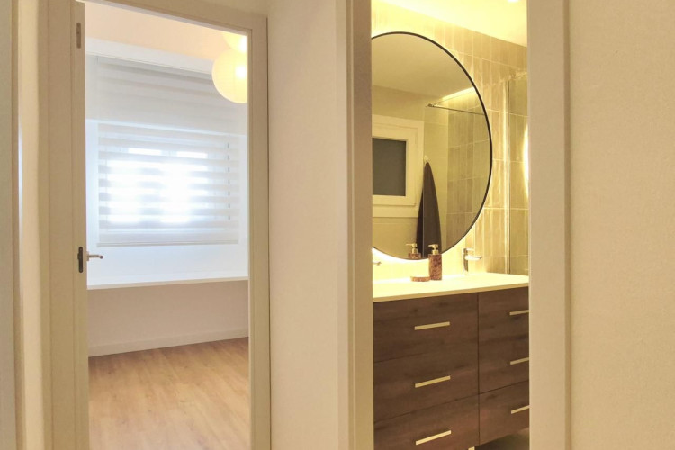 Carrer de Prat de la Riba, Vallparadu00EDs - Antic Poble de Sant Pere