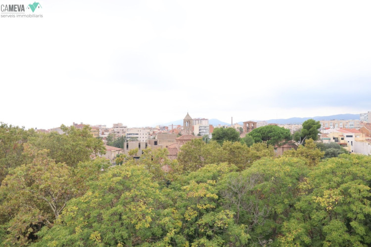 Vallparadu00EDs - Antic Poble de Sant Pere