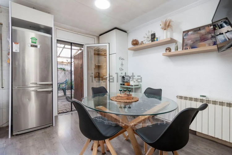 Chalet adosado en calle de Sant Damià