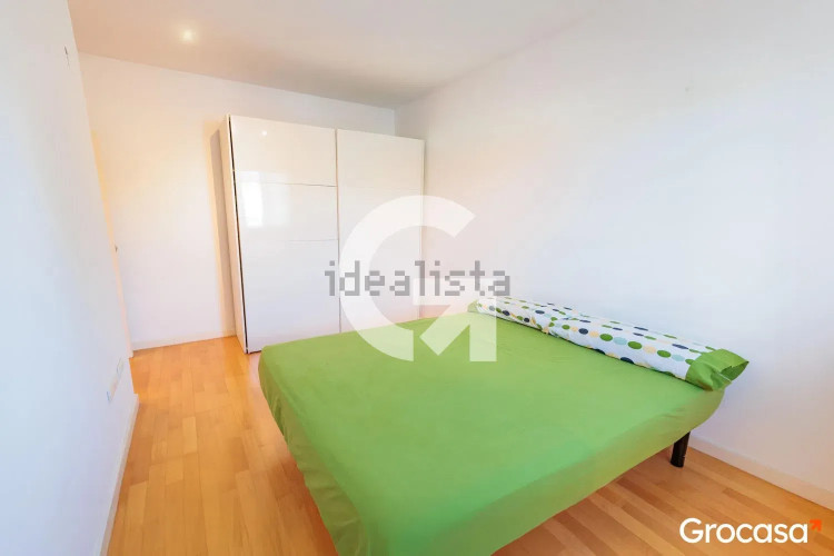 Piso en avenida de la Lacetània