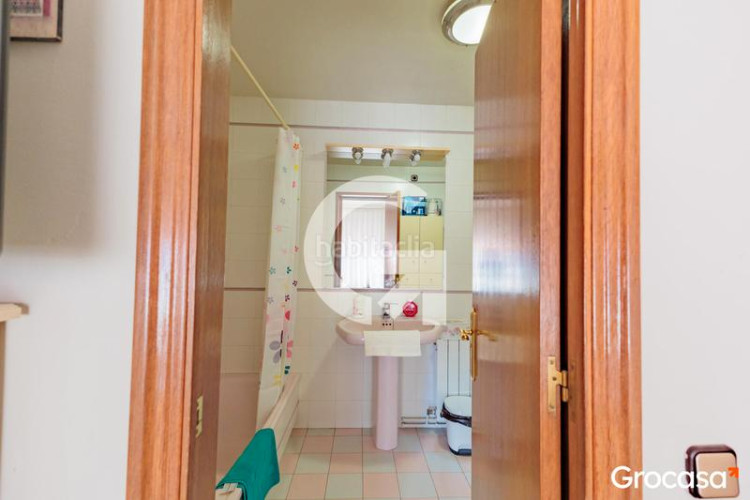 Casa amplia casa para dos familias en Les Arenes - La Grípia - Can Montllor Terrassa