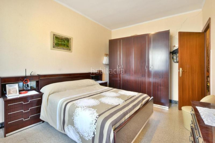 Casa adosada  para actualizar en La Maurina Terrassa