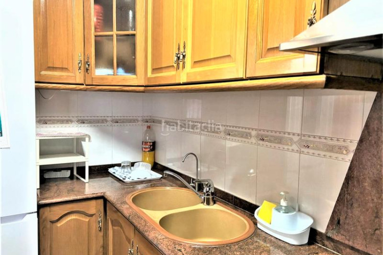 Casa adosada zona de Can Palet. casa adosada de 3hab. + 1lav. + patio + terraza en Terrassa