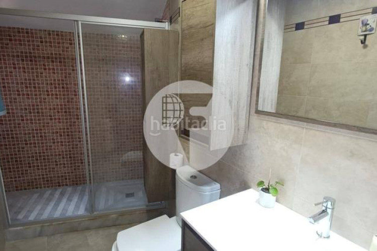Dúplex  de ensueño en el centro con gran terraza y balcón, 2 plazas de parking y detalles premium en Terrassa