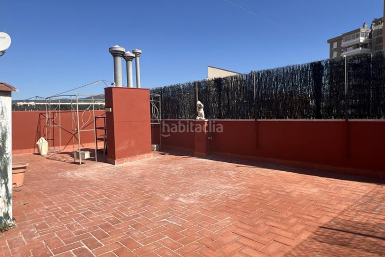 Ático luminoso ático 4habs y 2baños + grande terrazza en Sant Pere Nord en Terrassa
