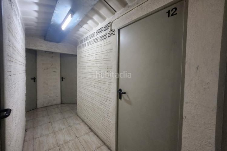 Piso 3 dormitorios, piscina, parking y trastero en Terrassa