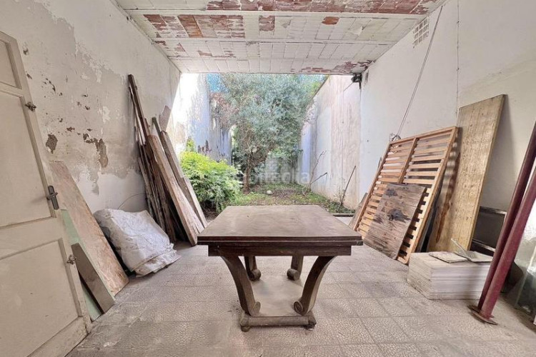 Casa junto a rambla de egara en Segle XX Terrassa