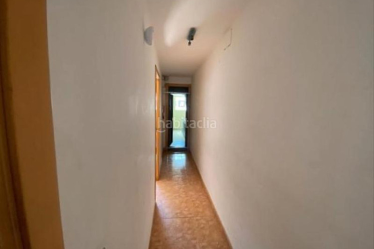 Piso  en calle soler y diffent en La Cogullada Terrassa