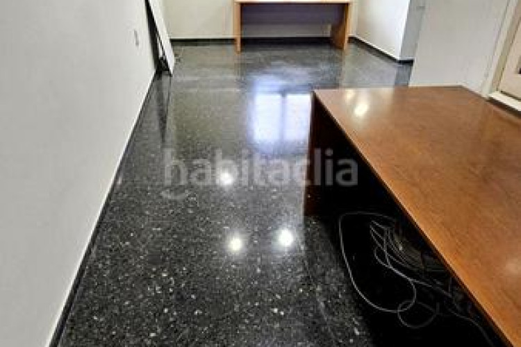 Piso gran piso junto parc vallparadis en Vallparadís - Antic Poble de Sant Pere Terrassa