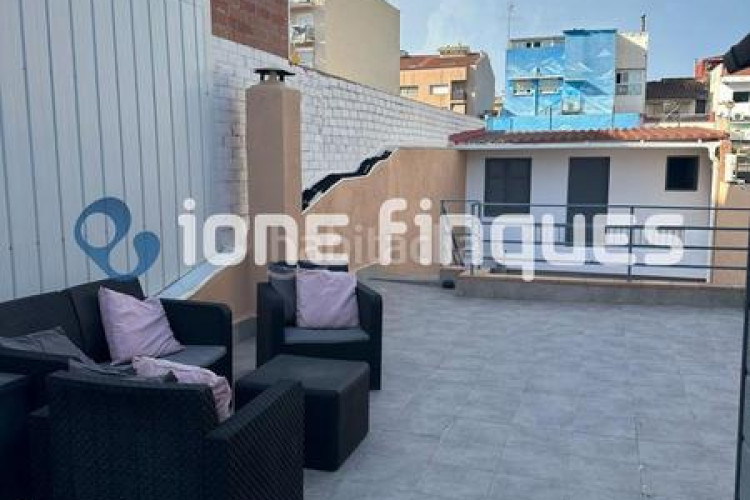 Casa adosada ione finques ofrece en Les Arenes - La Grípia - Can Montllor Terrassa