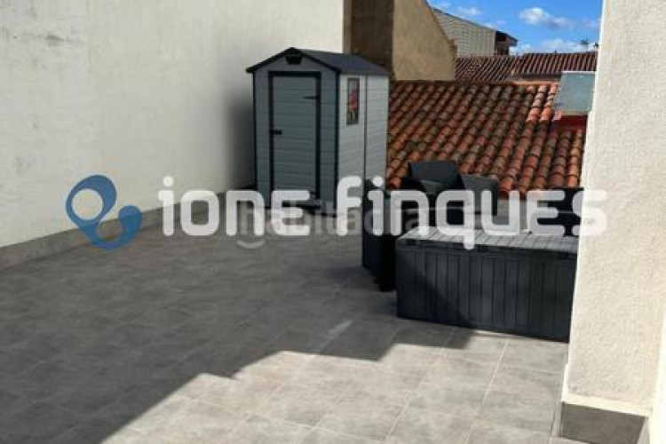 Casa adosada ione finques ofrece en Les Arenes - La Grípia - Can Montllor Terrassa