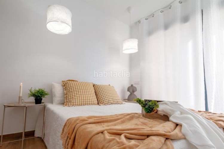 Dúplex  de obra nueva en la calle catalunya, sant pere. 3 habitaciones y terraza 30m. en Terrassa