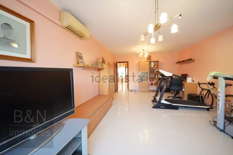 Chalet adosado en Barrio Segle XX