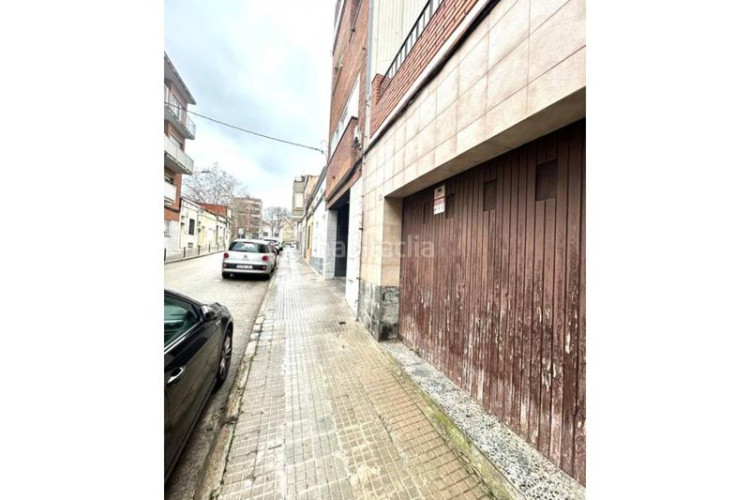 Casa  para dejar a su gusto en Ca n'Aurell Terrassa