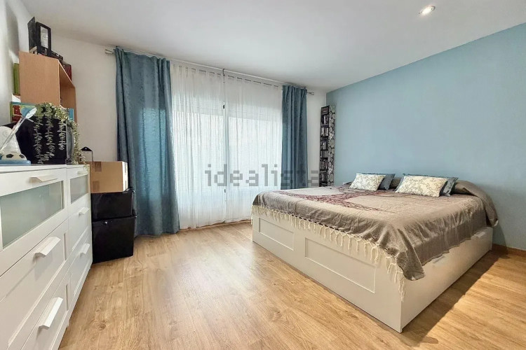 Casa independiente en Barrio Centre