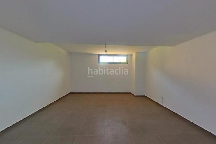 Casa ocupado amplia casa en Can Parellada en Can Parellada Terrassa