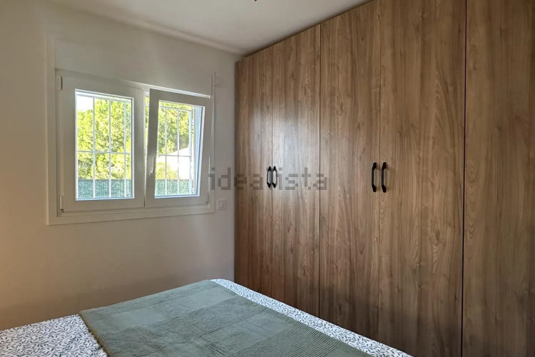 Casa independiente en calle de la Llebre