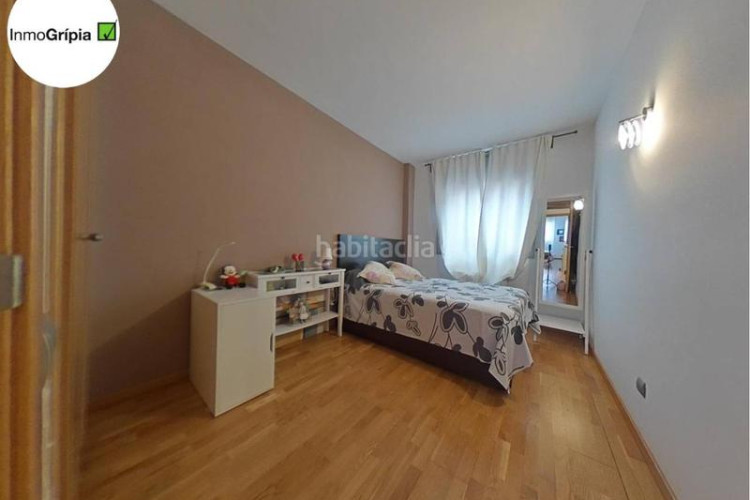Piso  en venta en les arenescan montllorla grípia08227 en Terrassa
