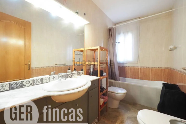 Chalet en avenida del Vallès