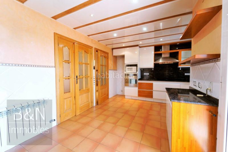 Chalet calidez y diseño en una casa señorial en la zona olímpica! en Terrassa