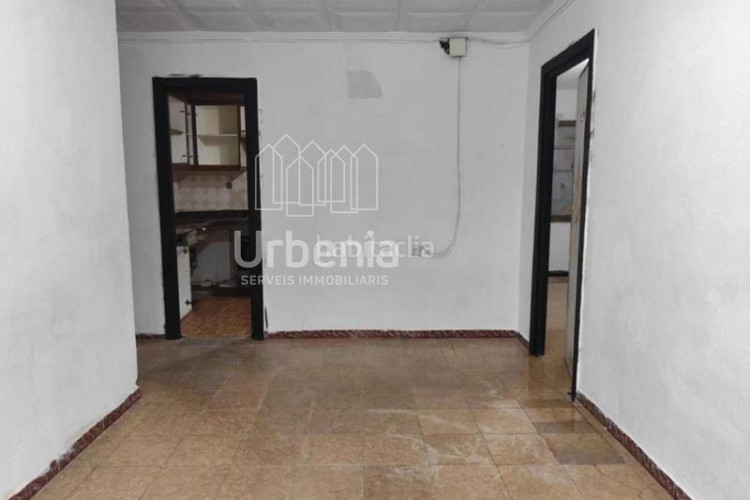 Piso oportunidad para reformar ! en Sant Pere Nord Terrassa