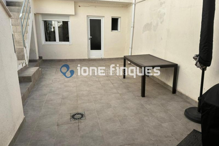 Casa adosada ione finques ofrece en Les Arenes - La Grípia - Can Montllor Terrassa