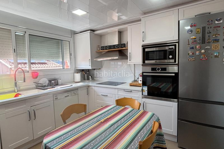 Dúplex impecable duplex en el corazón de pere parres a dos minutos del centro con parquing incluido en Terrassa