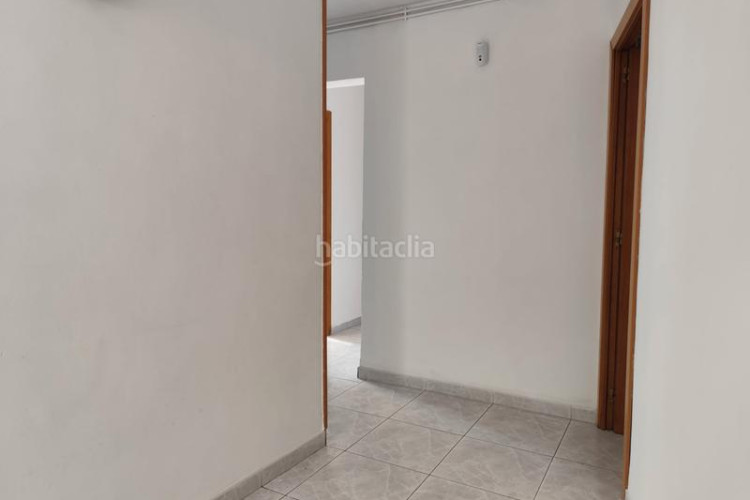 Piso amplio piso muy soleado en La Maurina Terrassa