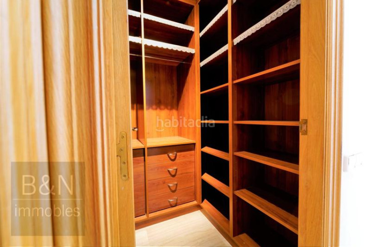 Chalet calidez y diseño en una casa señorial en la zona olímpica! en Terrassa