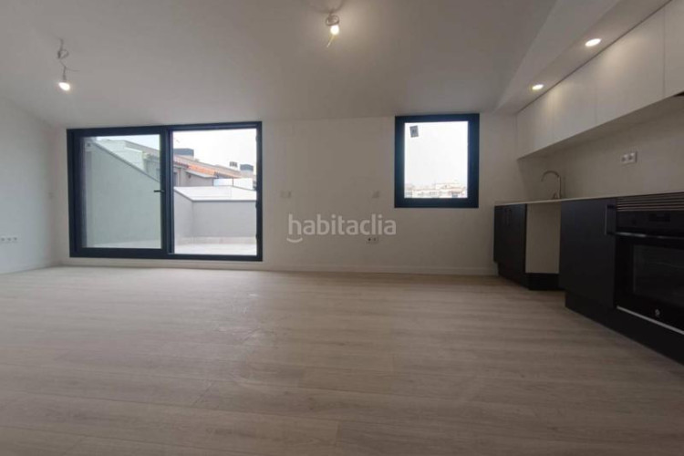 Dúplex  duplex de 3 habitaciones y terraza obra nueva en Terrassa