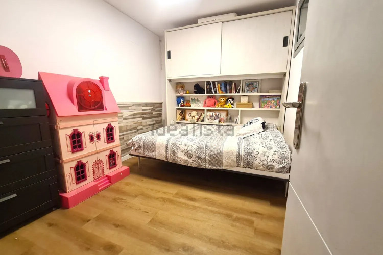 Chalet adosado en Barrio Roc Blanc