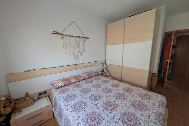 Piso zona de Egara. soleado piso de 2habs. + 1lav. en Terrassa