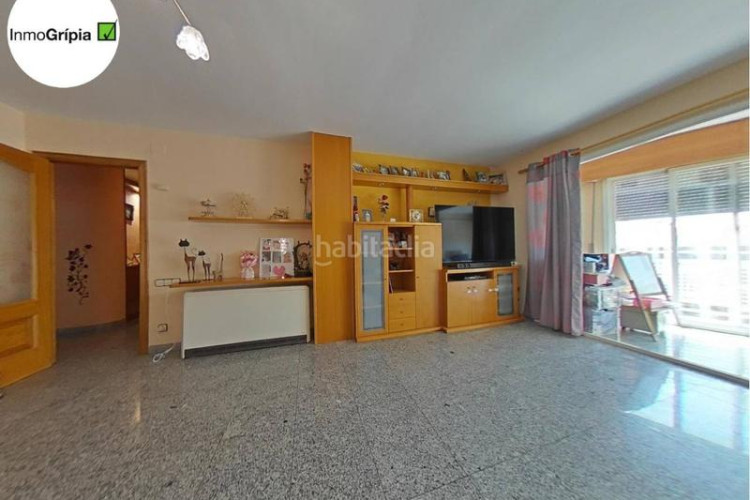 Piso  en venta en les arenescan montllorla grípia08227 en Terrassa