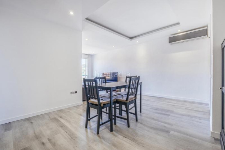 Piso reformado a estrenar 3 habitaciones en La Cogullada Terrassa