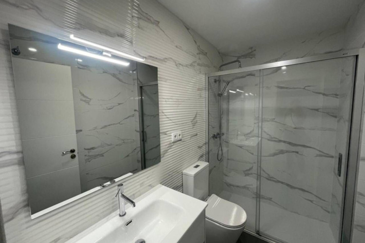 Pere de Fizes, Sant Pere