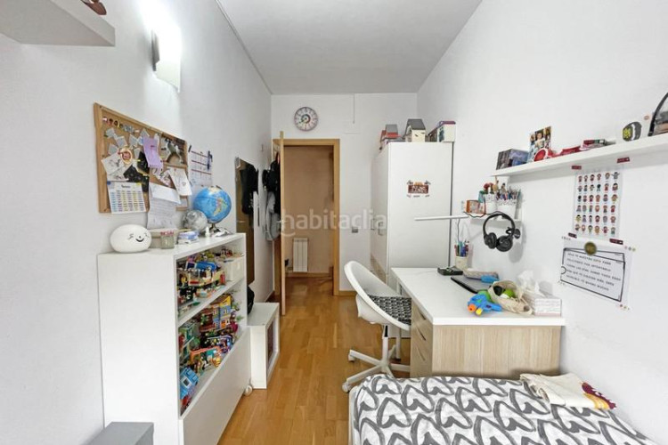 Piso  en venta en las arenasla grípia con plaza de párking y zona comunitaria en Terrassa